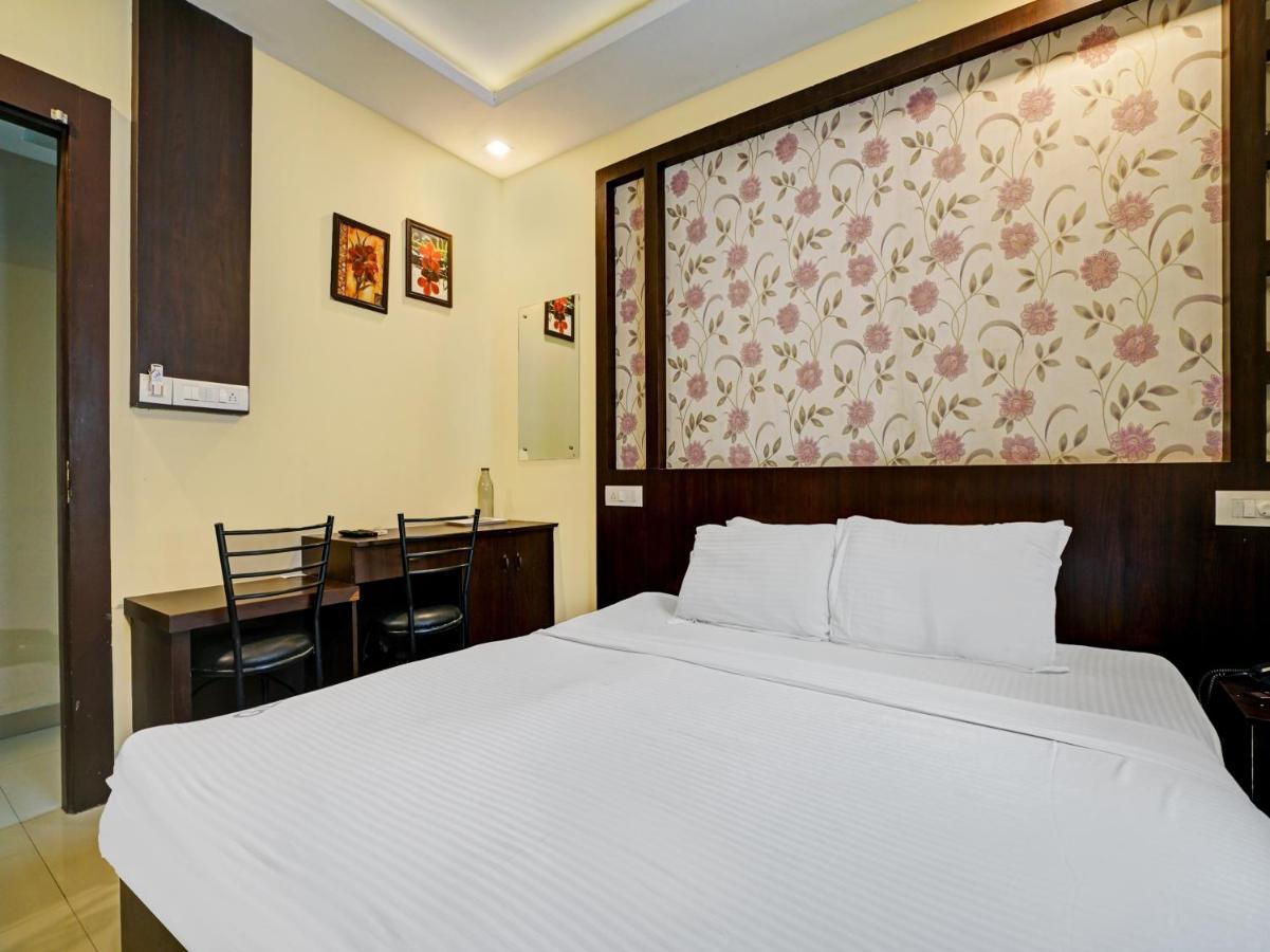 Galaxy Inn Kochi Exteriér fotografie